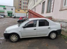 Аренда Renault Logan 2011 в Мурманске