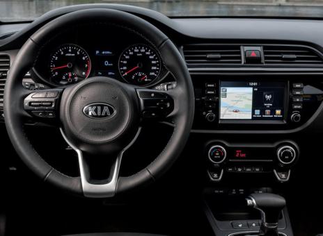 Что взять - Kia Ceed в минималке или Kia Rio X-line в топе: сравнительный анализ