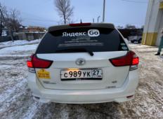 Аренда Toyota Corolla Fielder 2018 в Хабаровске