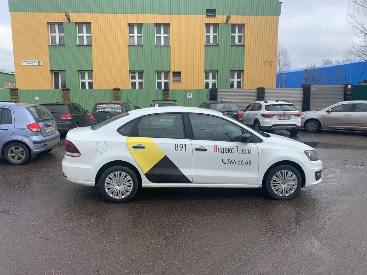 Аренда Volkswagen Polo 2019 в Санкт-Петербурге